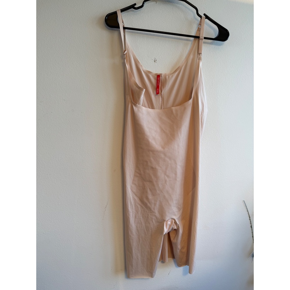 Spanx Beige Mid-Thigh Bodysuit Shapewear‎ Adjustable Straps 1X